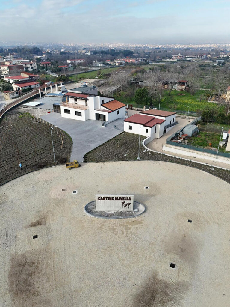 Cantine-Olivella-Polo-vitivinicolo-produttivo-e-ricettivo